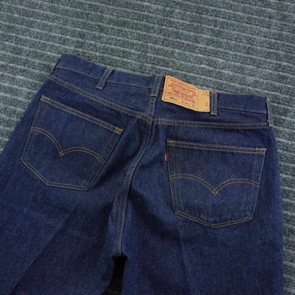 Vintage Levi's 501xx Jeans 40x30 Never Washed Dark Indigo Blue Button Fly Denim